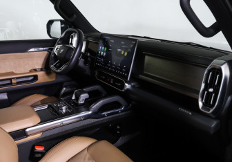 Подержанный автомобиль Jetour T2 2024 года (10 фото)