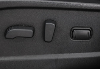 Подержанный автомобиль Nissan Murano Suv 2011 года (11 фото)