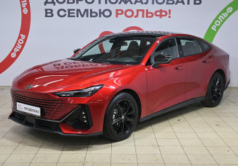 Подержанный автомобиль Changan UNI-V 2024 года (2 фото)