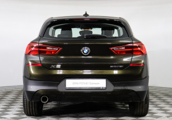 Подержанный автомобиль BMW X2 2018 года (4 фото)