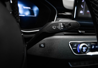 Подержанный автомобиль Audi A5 Liftback 2022 года (16 фото)