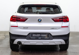 Подержанный автомобиль BMW X2 2021 года (6 фото)