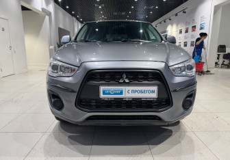 Подержанный автомобиль Mitsubishi ASX 2014 года (2 фото)
