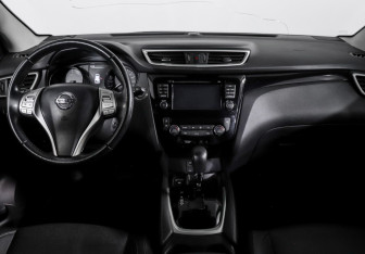 Подержанный автомобиль Nissan Qashqai 2018 года (12 фото)