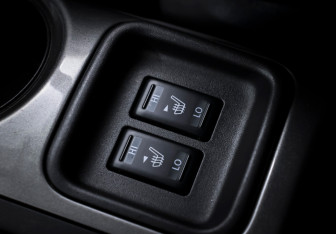 Подержанный автомобиль Nissan Juke 2013 года (18 фото)