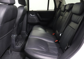Подержанный автомобиль Land Rover Freelander 2012 года (10 фото)