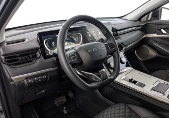 Подержанный автомобиль Exeed TXL 2023 года (15 фото)