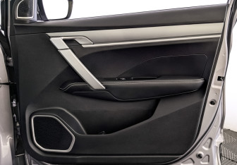 Подержанный автомобиль Geely Coolray 2023 года (25 фото)