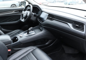 Подержанный автомобиль Haval F7 2021 года (9 фото)