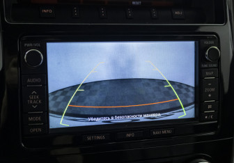 Подержанный автомобиль Mitsubishi Pajero 2014 года (16 фото)