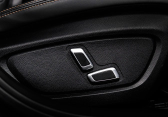 Подержанный автомобиль Geely Preface 2024 года (17 фото)