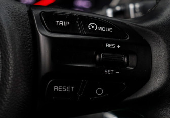 Подержанный автомобиль Kia Rio Sedan 2021 года (15 фото)