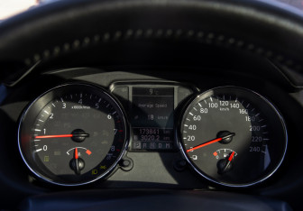 Подержанный автомобиль Nissan Qashqai+2 2010 года (8 фото)