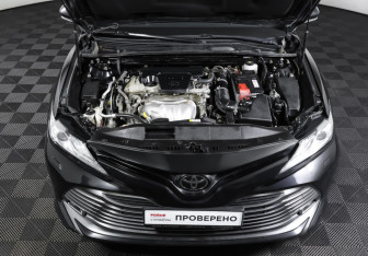 Подержанный автомобиль Toyota Camry Sedan 2019 года (9 фото)