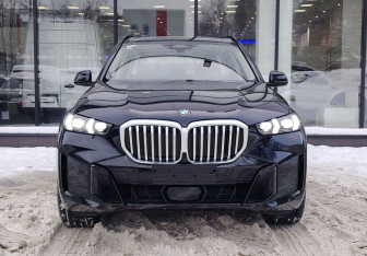 Новый BMW X5 2025 (2 фото)