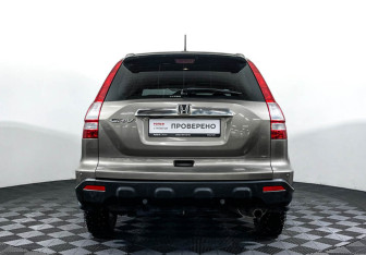 Подержанный автомобиль Honda CR-V 2008 года (6 фото)