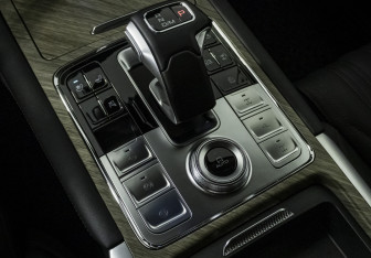 Подержанный автомобиль Tank 500 2023 года (24 фото)