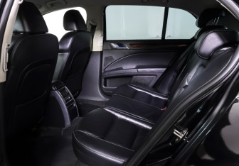 Подержанный автомобиль Skoda Superb Liftback 2010 года (11 фото)