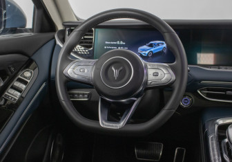 Подержанный автомобиль Voyah Free 2023 года (15 фото)