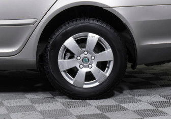 Подержанный автомобиль Skoda Octavia Wagon 2012 года (7 фото)