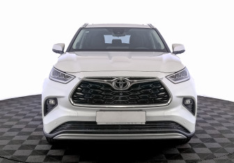 Новый Toyota Highlander 2025 (5 фото)