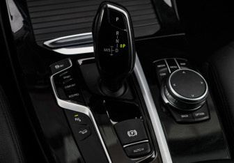 Подержанный автомобиль BMW X3 2019 года (17 фото)