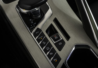 Подержанный автомобиль Belgee X50 2024 года (16 фото)