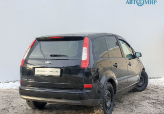 Подержанный автомобиль Ford C-MAX 2006 года (5 фото)