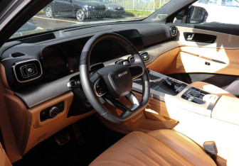 Подержанный автомобиль Jaecoo J8 2024 года (7 фото)