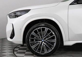 Новый BMW X1 2025 (8 фото)