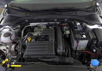 Подержанный автомобиль Skoda Octavia Liftback 2019 года (9 фото)