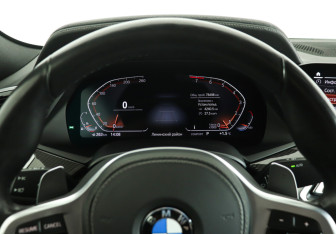 Подержанный автомобиль BMW X6 2020 года (11 фото)