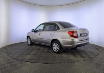 Подержанный автомобиль LADA (ВАЗ) Granta Sedan 2022 года (7 фото)