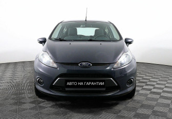 Подержанный автомобиль Ford Fiesta Hatchback 2012 года (2 фото)