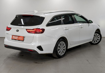 Подержанный автомобиль Kia Ceed Wagon 2020 года (5 фото)