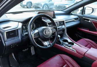 Подержанный автомобиль Lexus RX 2017 года (15 фото)