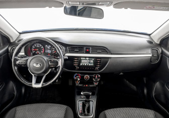 Подержанный автомобиль Kia Rio Hatchback 2019 года (14 фото)