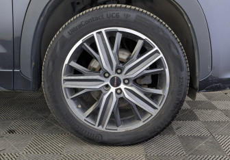 Подержанный автомобиль Exeed LX 2022 года (11 фото)