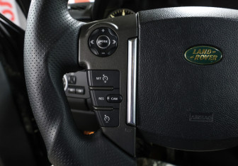 Подержанный автомобиль Land Rover Discovery 2009 года (21 фото)
