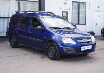 Подержанный автомобиль LADA (ВАЗ) Largus Wagon 2018 года (3 фото)