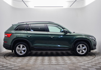 Подержанный автомобиль Skoda Kodiaq 2021 года (6 фото)