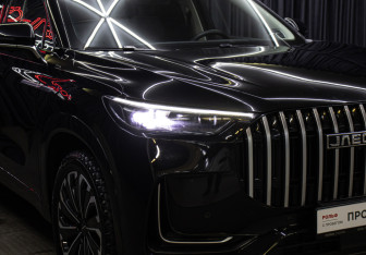 Подержанный автомобиль Jaecoo J8 2024 года (24 фото)