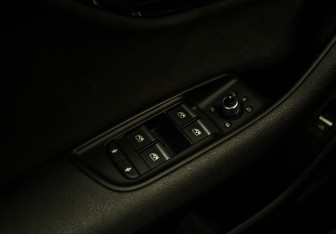 Подержанный автомобиль Audi Q7 2019 года (11 фото)