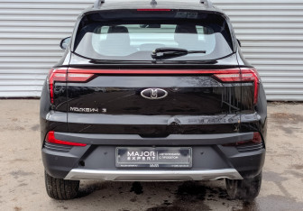 Подержанный автомобиль Москвич 3 2023 года (6 фото)