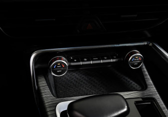 Подержанный автомобиль Geely Tugella 2022 года (21 фото)