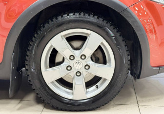 Подержанный автомобиль Suzuki SX4 Hatchback 2010 года (5 фото)