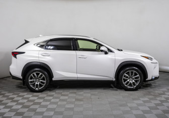 Подержанный автомобиль Lexus NX 2015 года (4 фото)