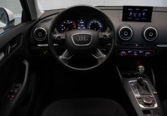 Подержанный автомобиль Audi A3 Hatchback 2013 года (9 фото)