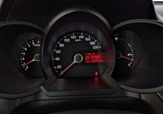 Подержанный автомобиль Kia Picanto 2013 года (13 фото)