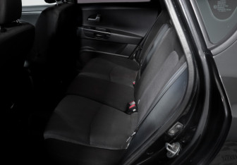 Подержанный автомобиль Kia Ceed Hatchback 2010 года (10 фото)